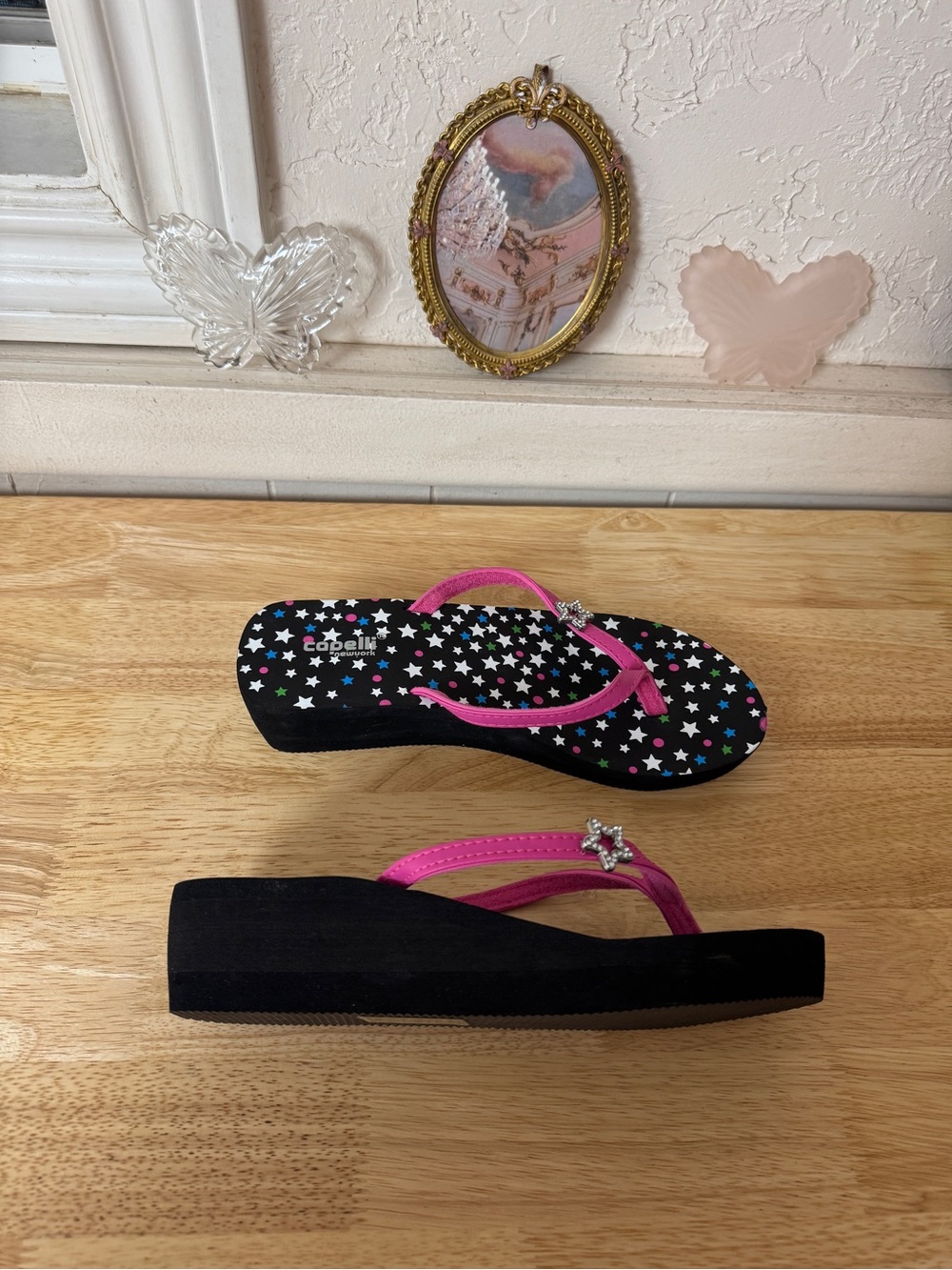 Capelli New York Star Print Platform Flip Flops Size 8 Y2K Pink Wedge Sandals